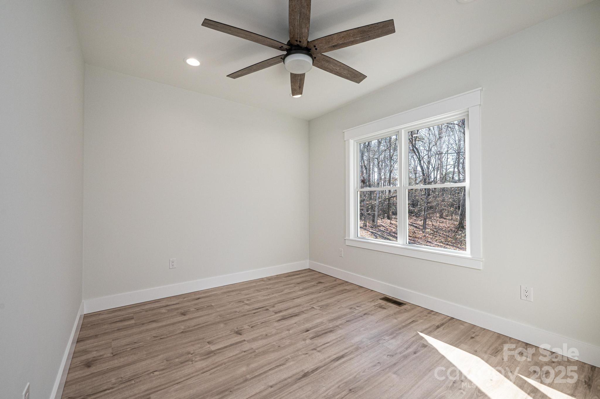 1328 33rd Avenue Drive Property Photo 23