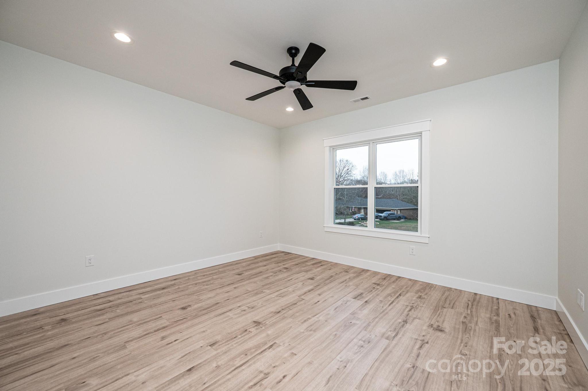 1328 33rd Avenue Drive Property Photo 34