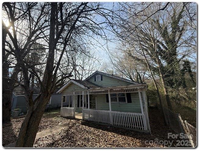 515 S Maple Street Property Photo 11