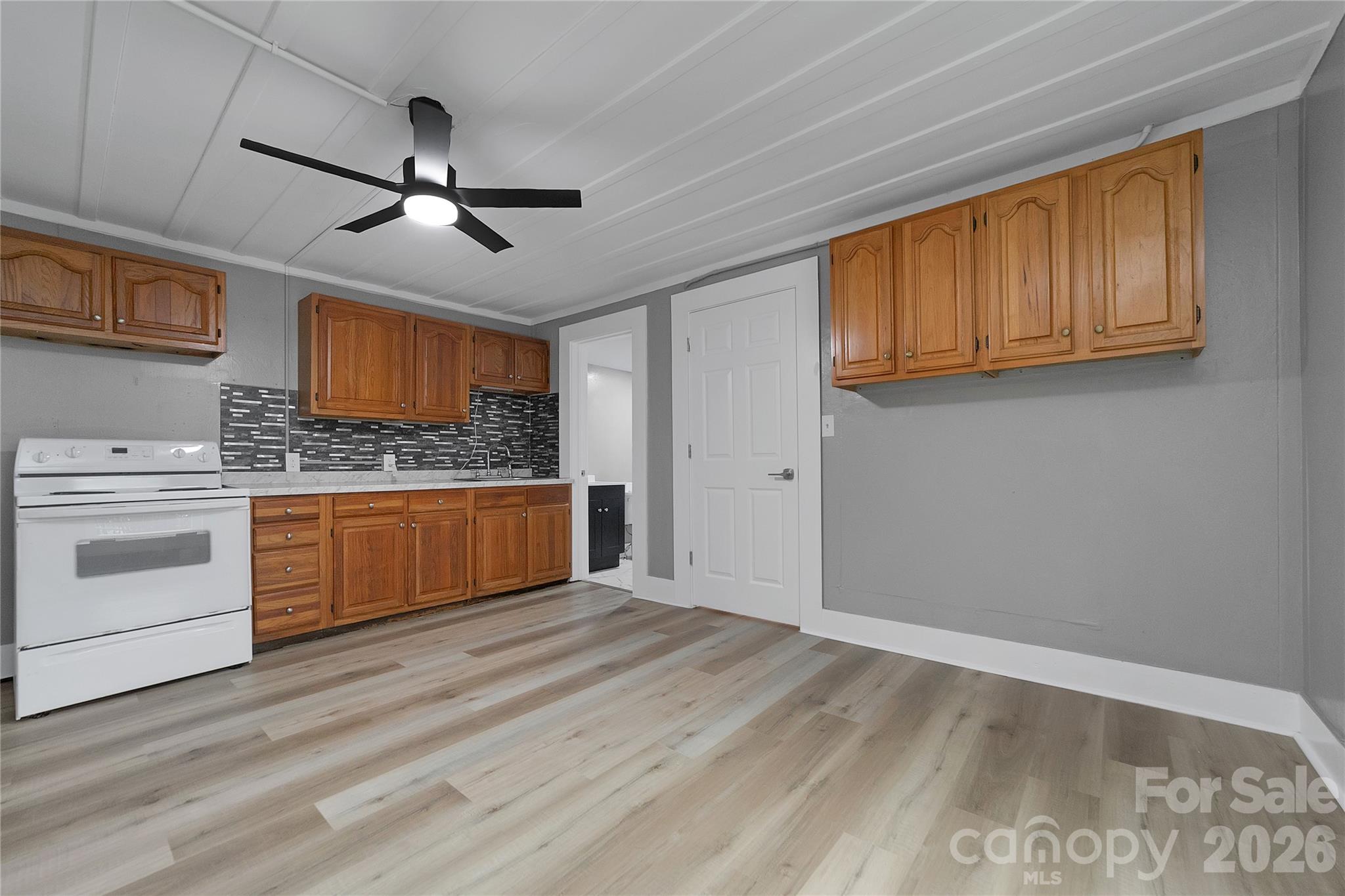 576 Pickens Highway Property Photo 13
