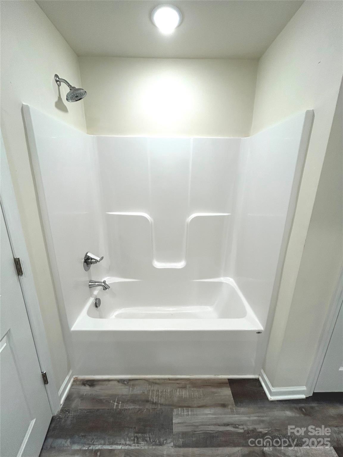 574 30th Avenue Circle Property Photo 6