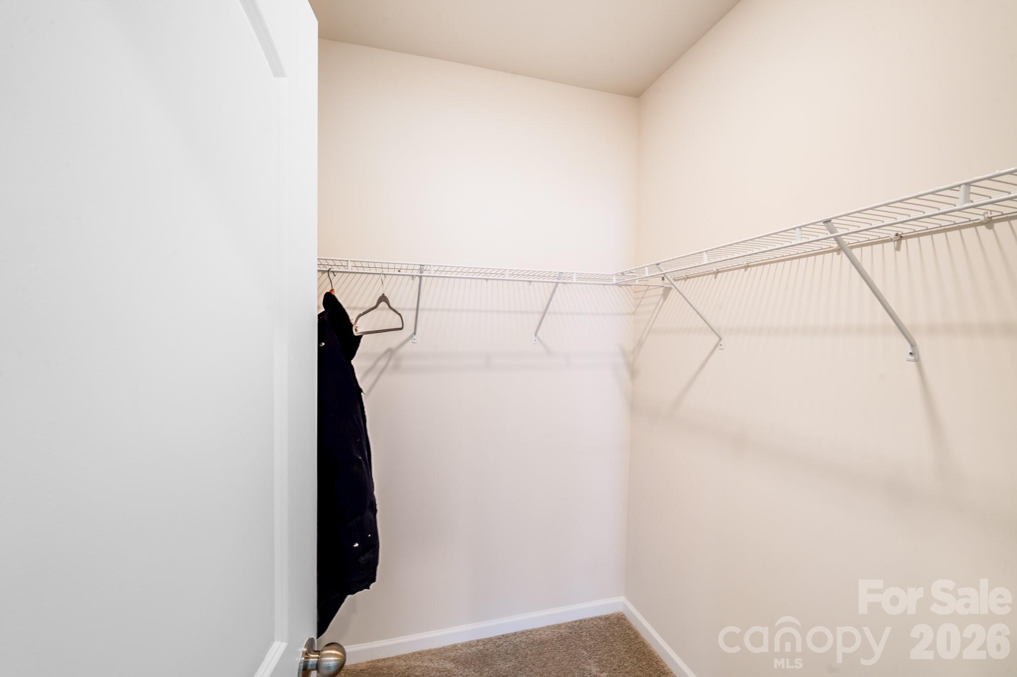 418 Kenwood View Property Photo 25