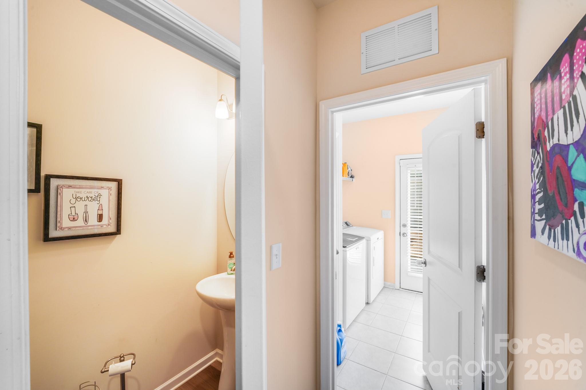 418 Kenwood View Property Photo 26