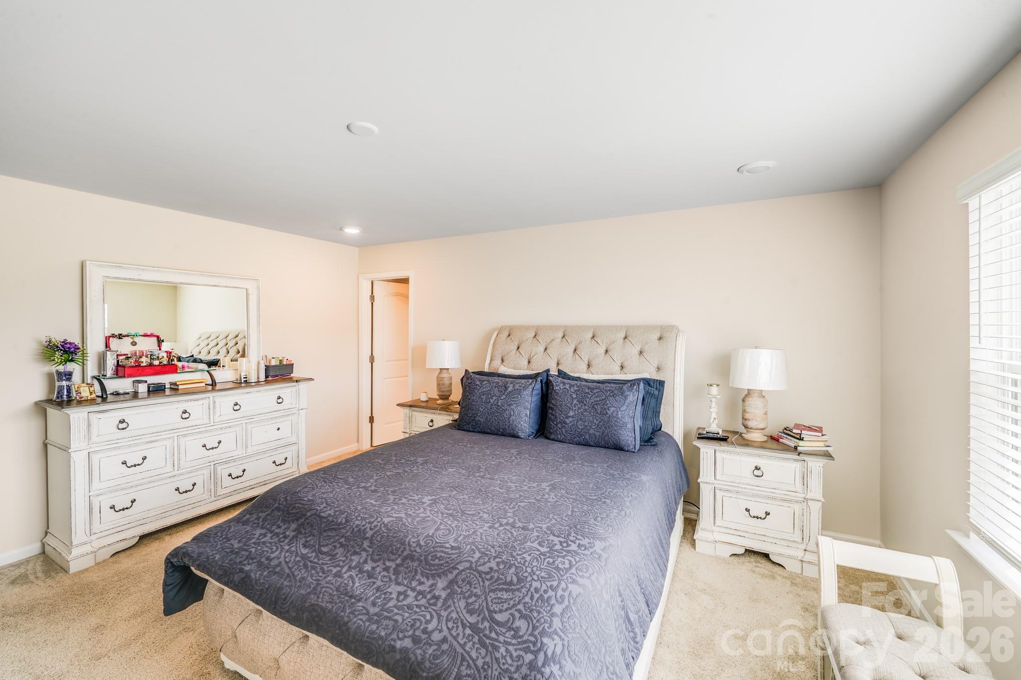 418 Kenwood View Property Photo 35