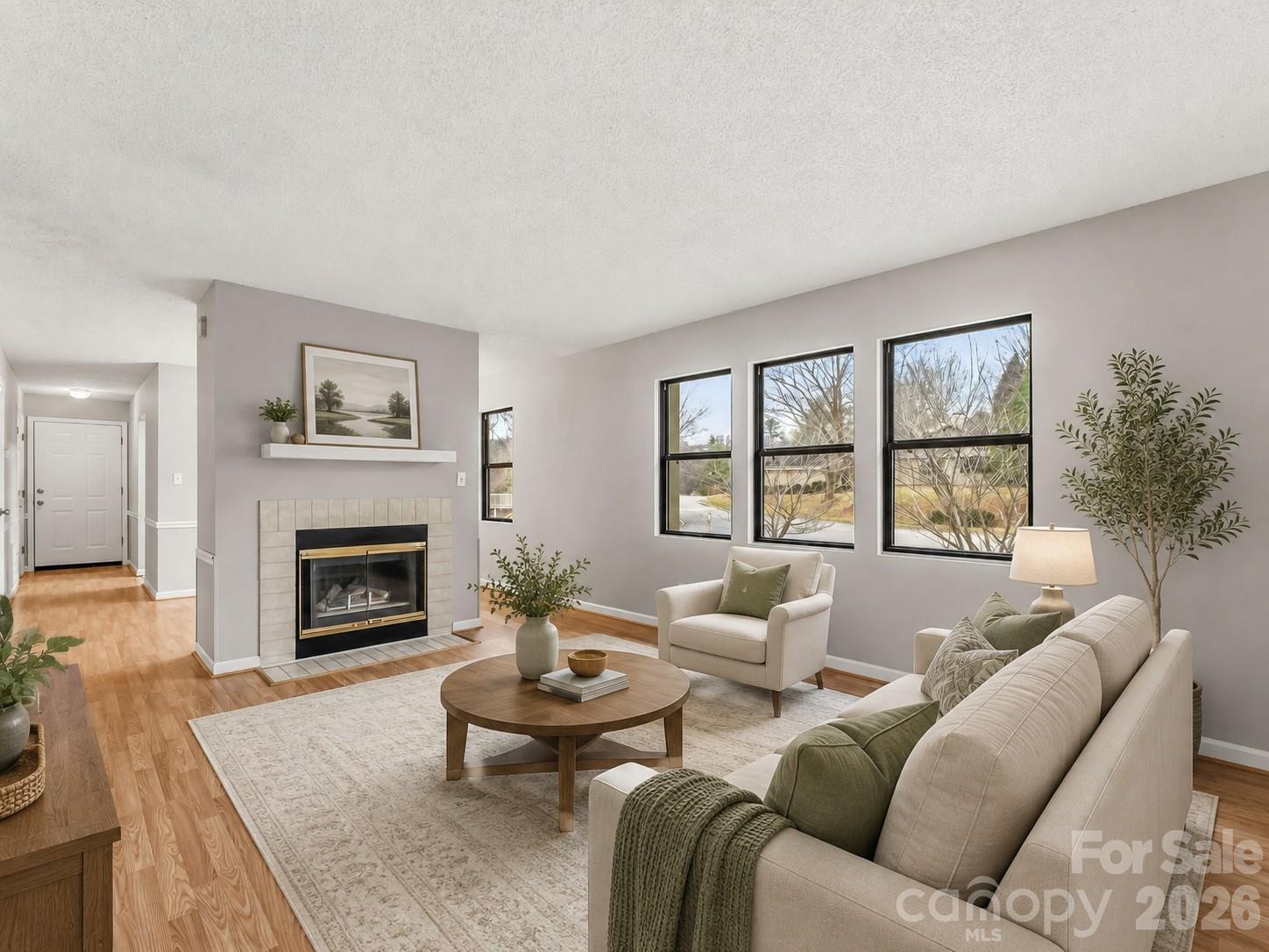 102 Abbey Circle Property Photo 6