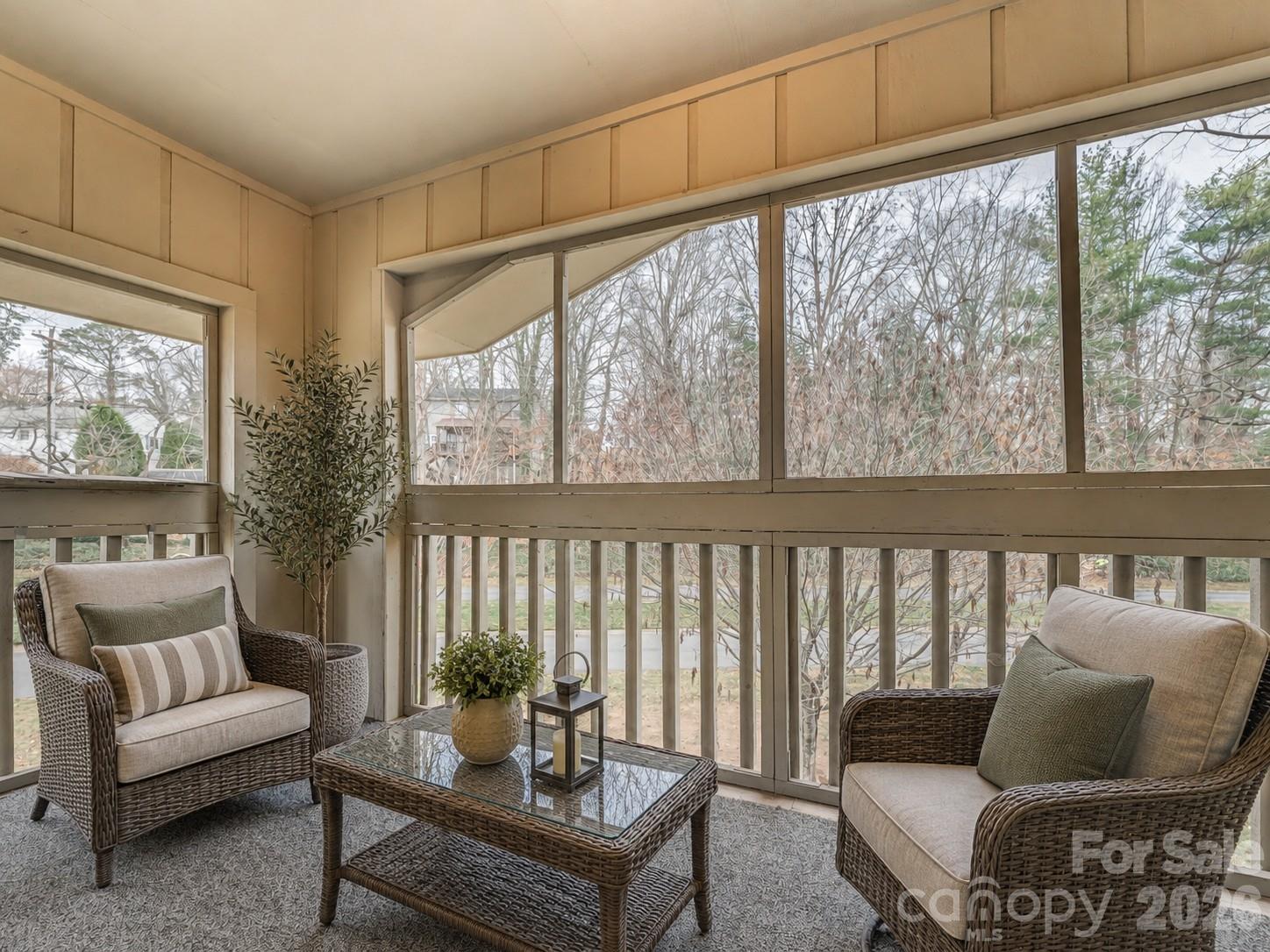 102 Abbey Circle Property Photo 16