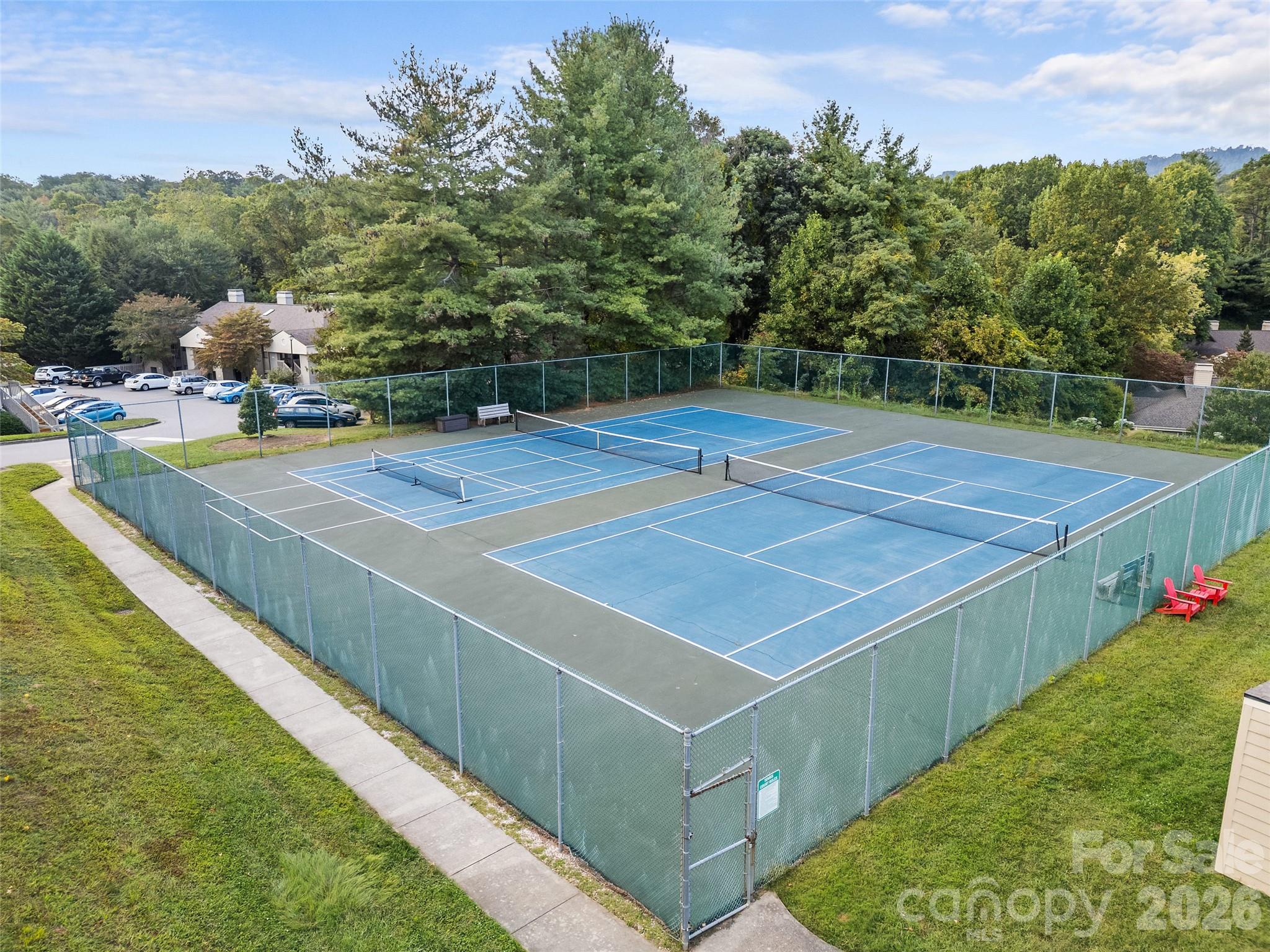 102 Abbey Circle Property Photo 20