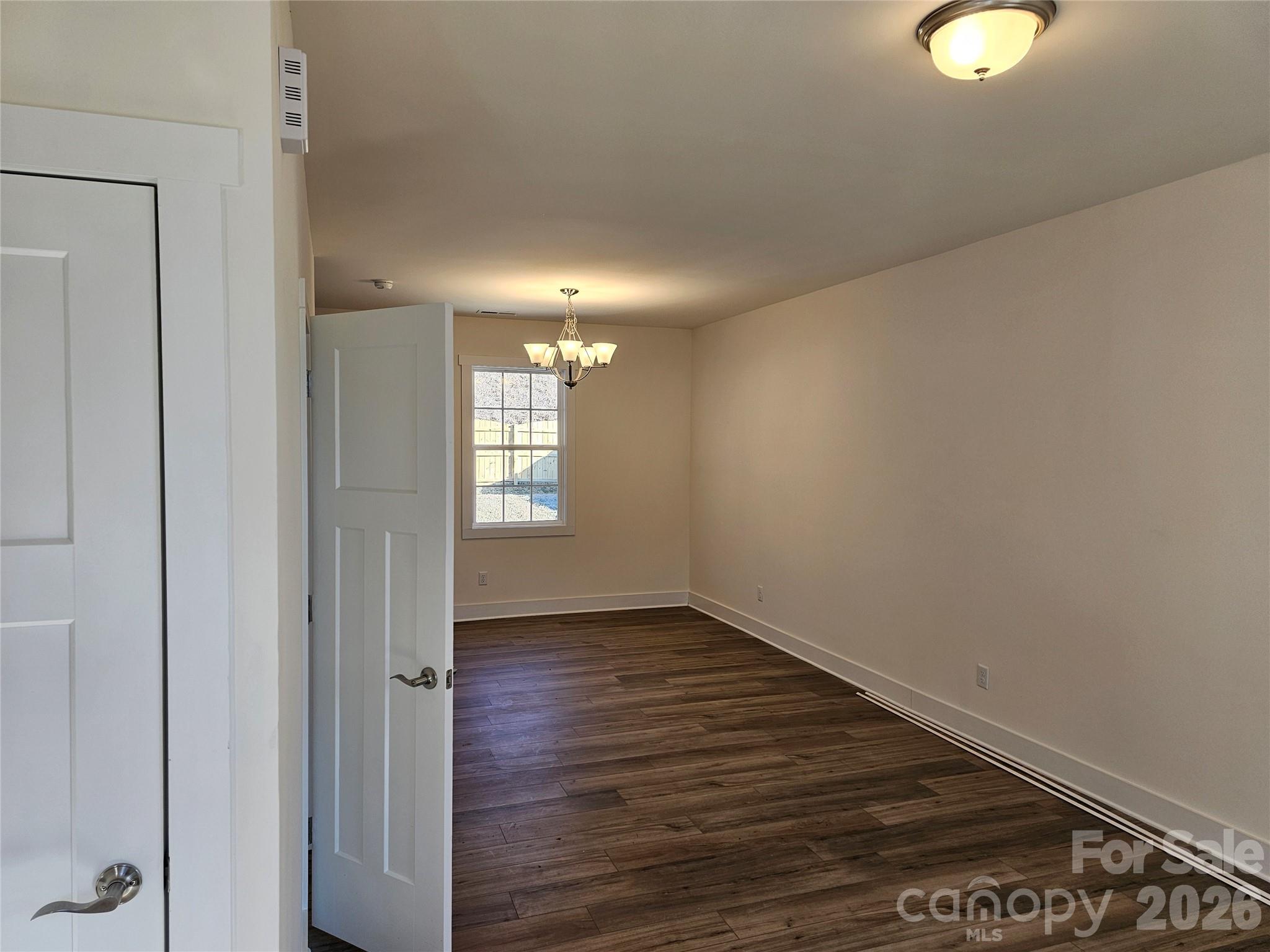 109 Crew Lane Property Photo 4