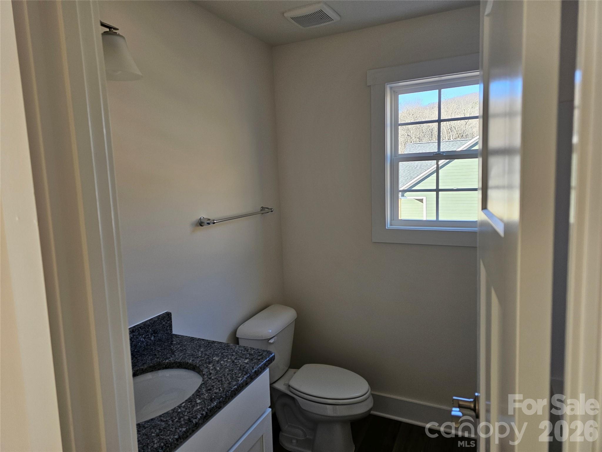 109 Crew Lane Property Photo 11
