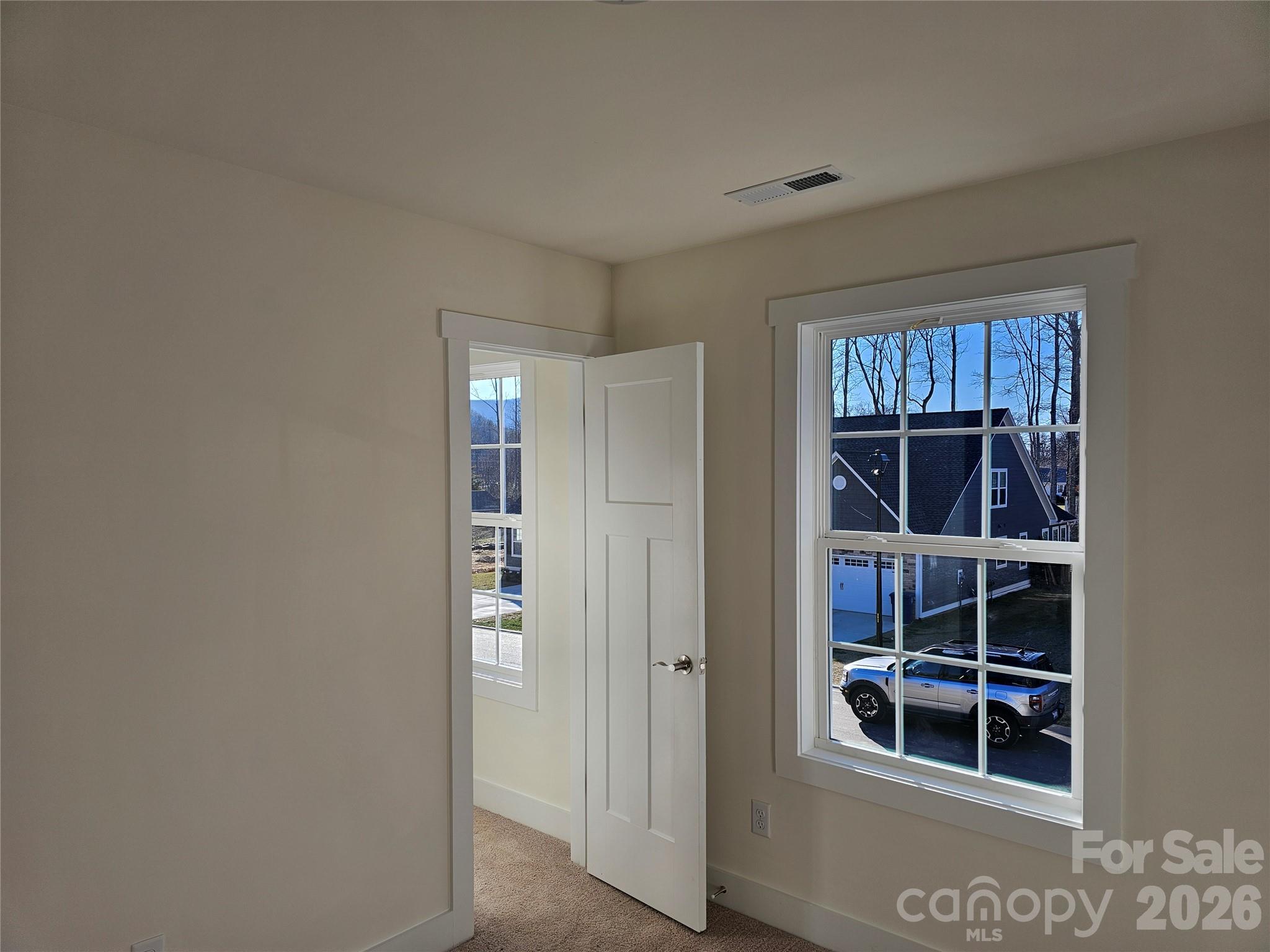 109 Crew Lane Property Photo 13