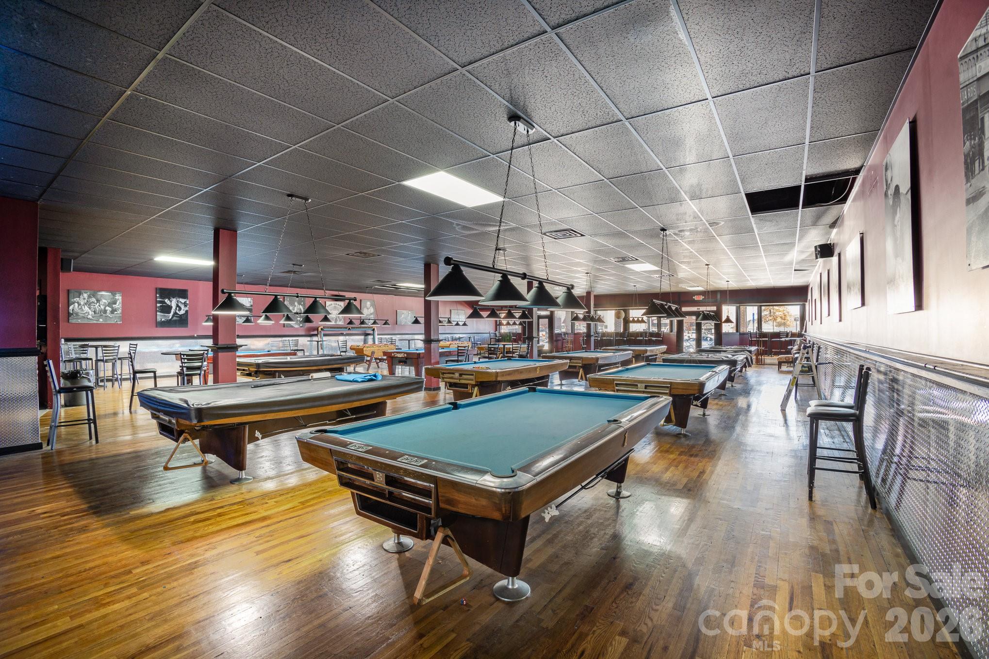59 Court Square Property Photo 8