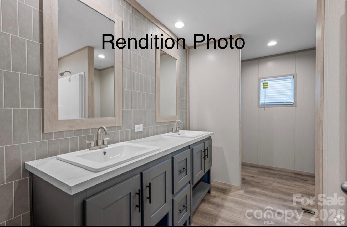 2468 Bonnie Glen Property Photo 9