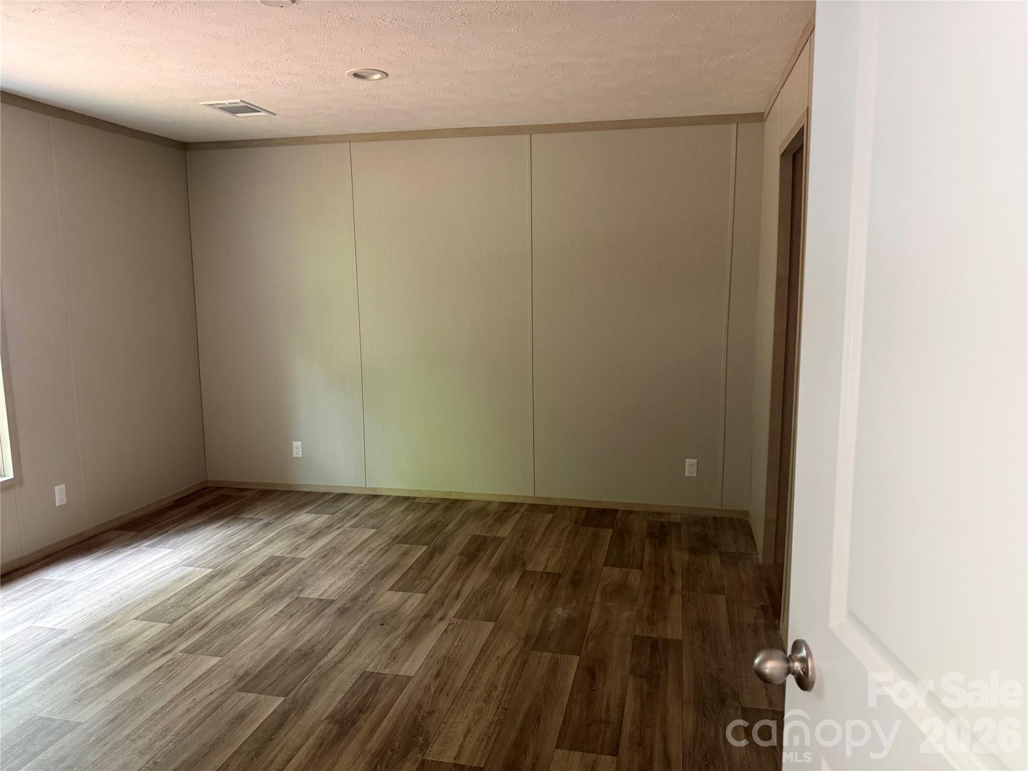 2468 Bonnie Glen Property Photo 23