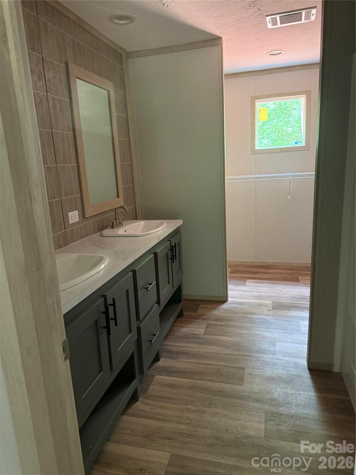 2468 Bonnie Glen Property Photo 25