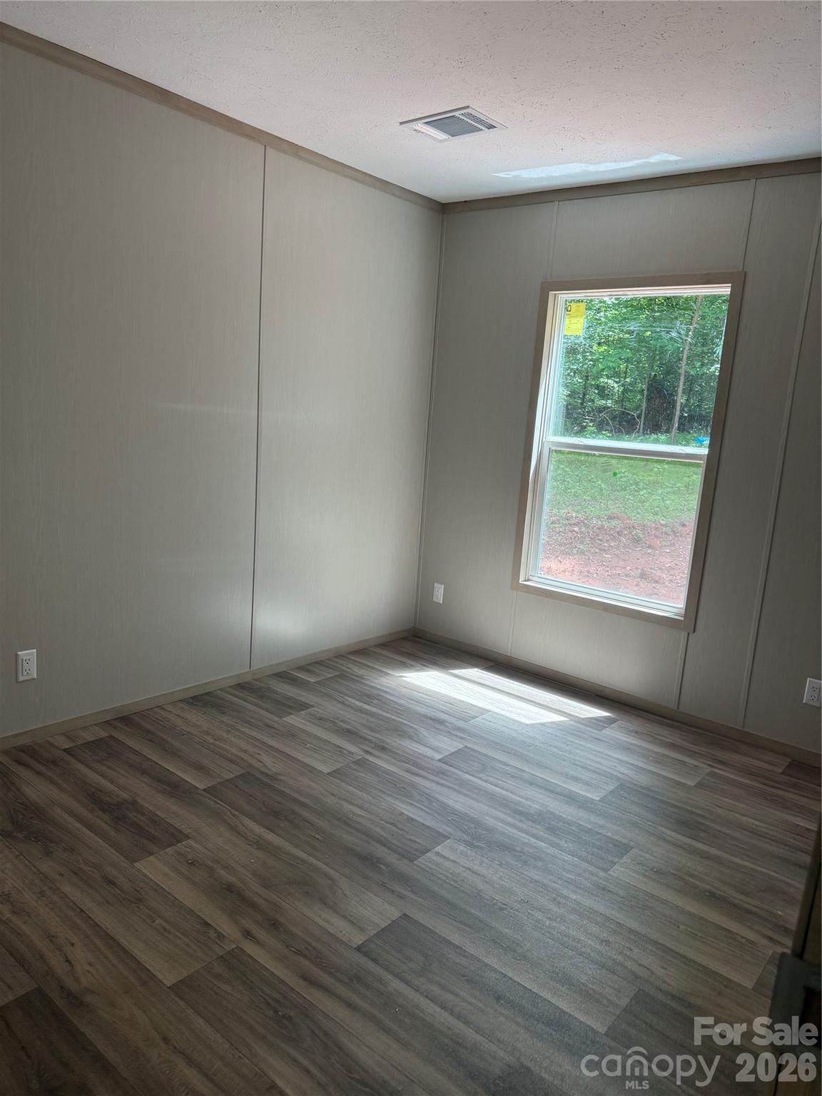 2468 Bonnie Glen Property Photo 28