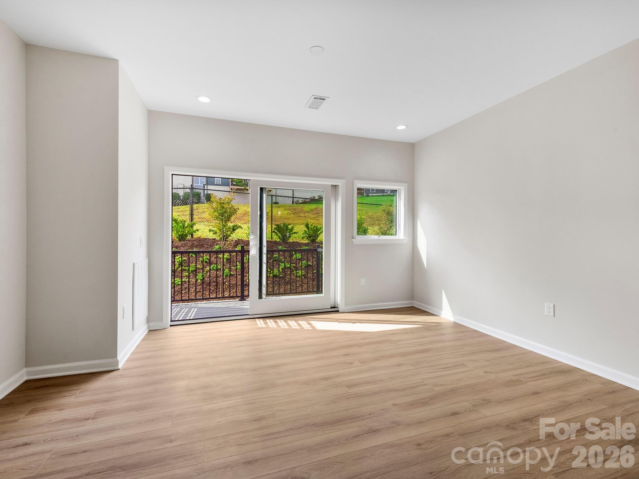 3 Lee Garden Lane 104 Property Photo 14