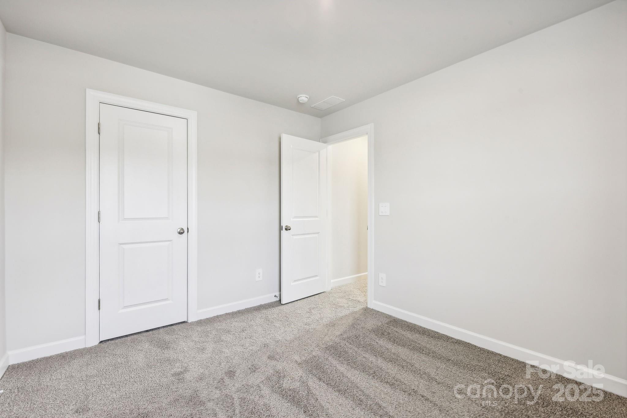 2207 Silverbell Lane Property Photo 14