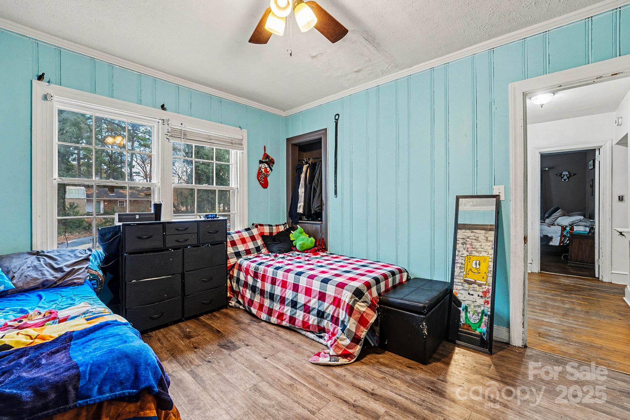 109 S Austin Street Property Photo 17