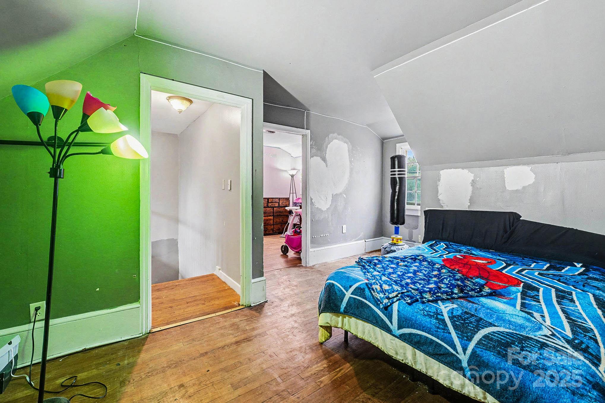 109 S Austin Street Property Photo 21