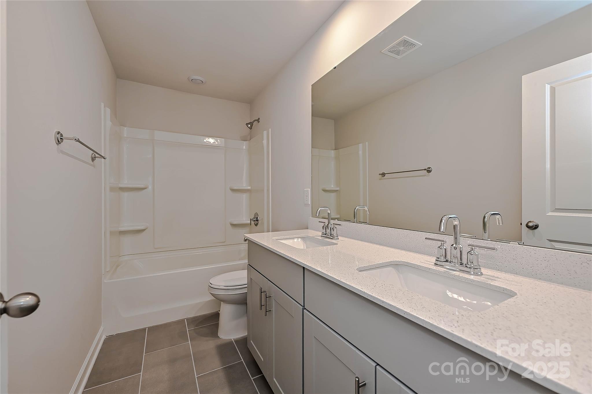 1313 30th Street Lane Property Photo 24