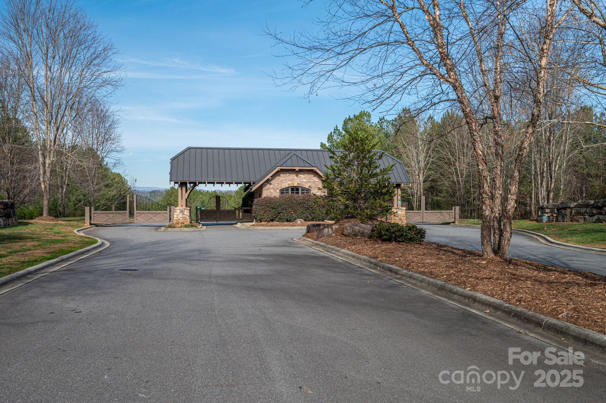 125 Catawba Cove Drive Property Photo 16