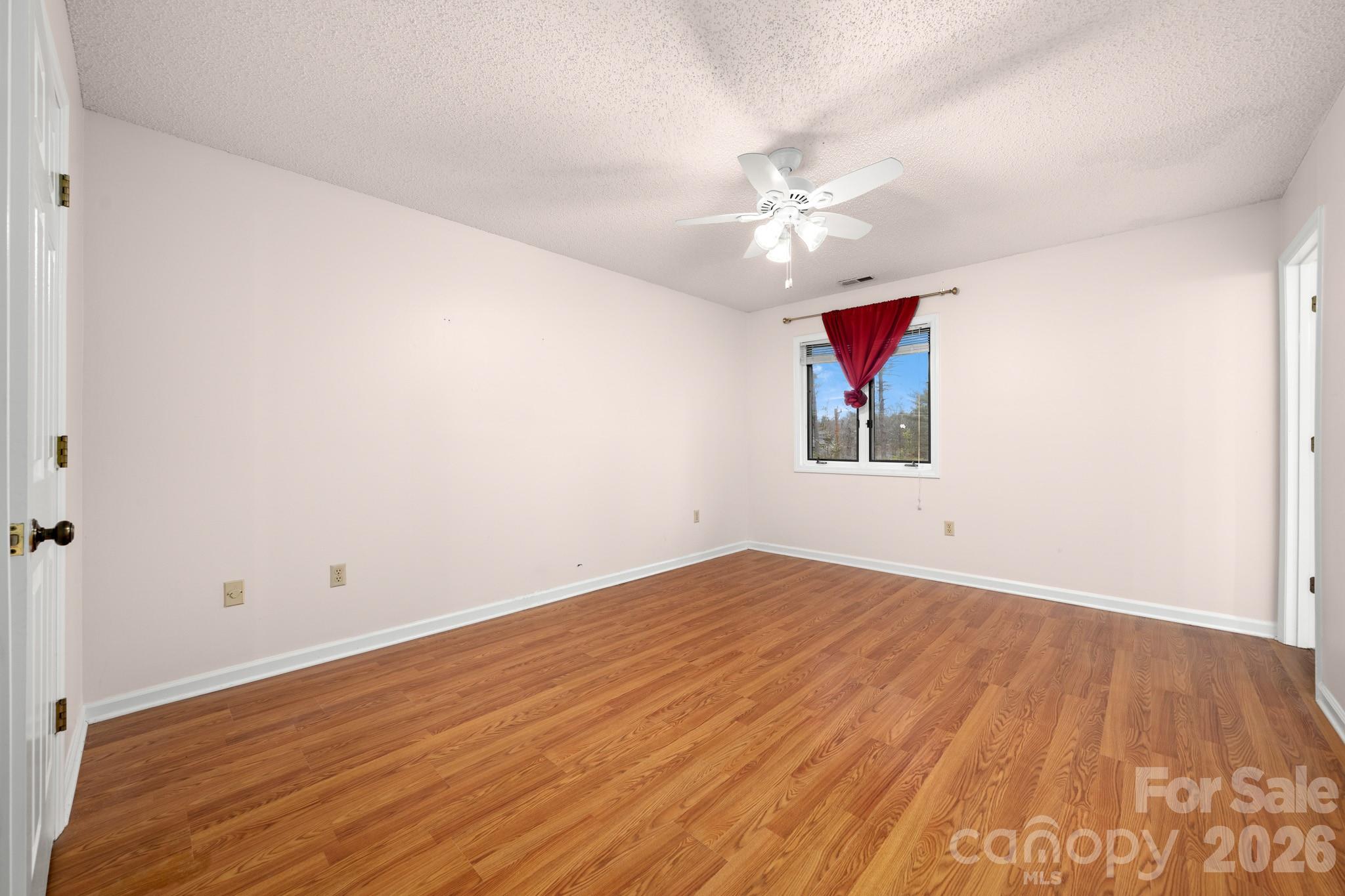 103 Pebble Creek Drive Property Photo 21