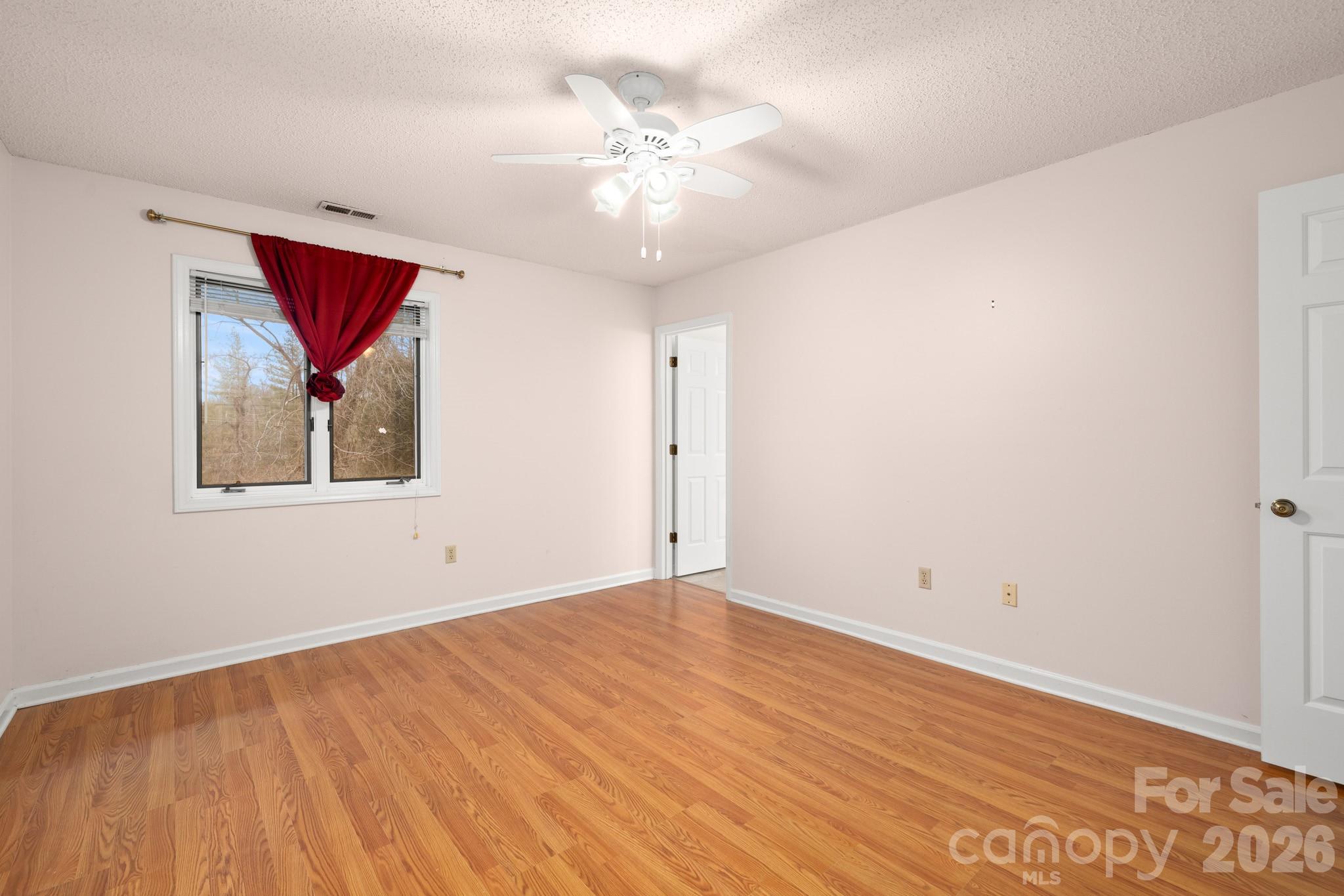 103 Pebble Creek Drive Property Photo 22