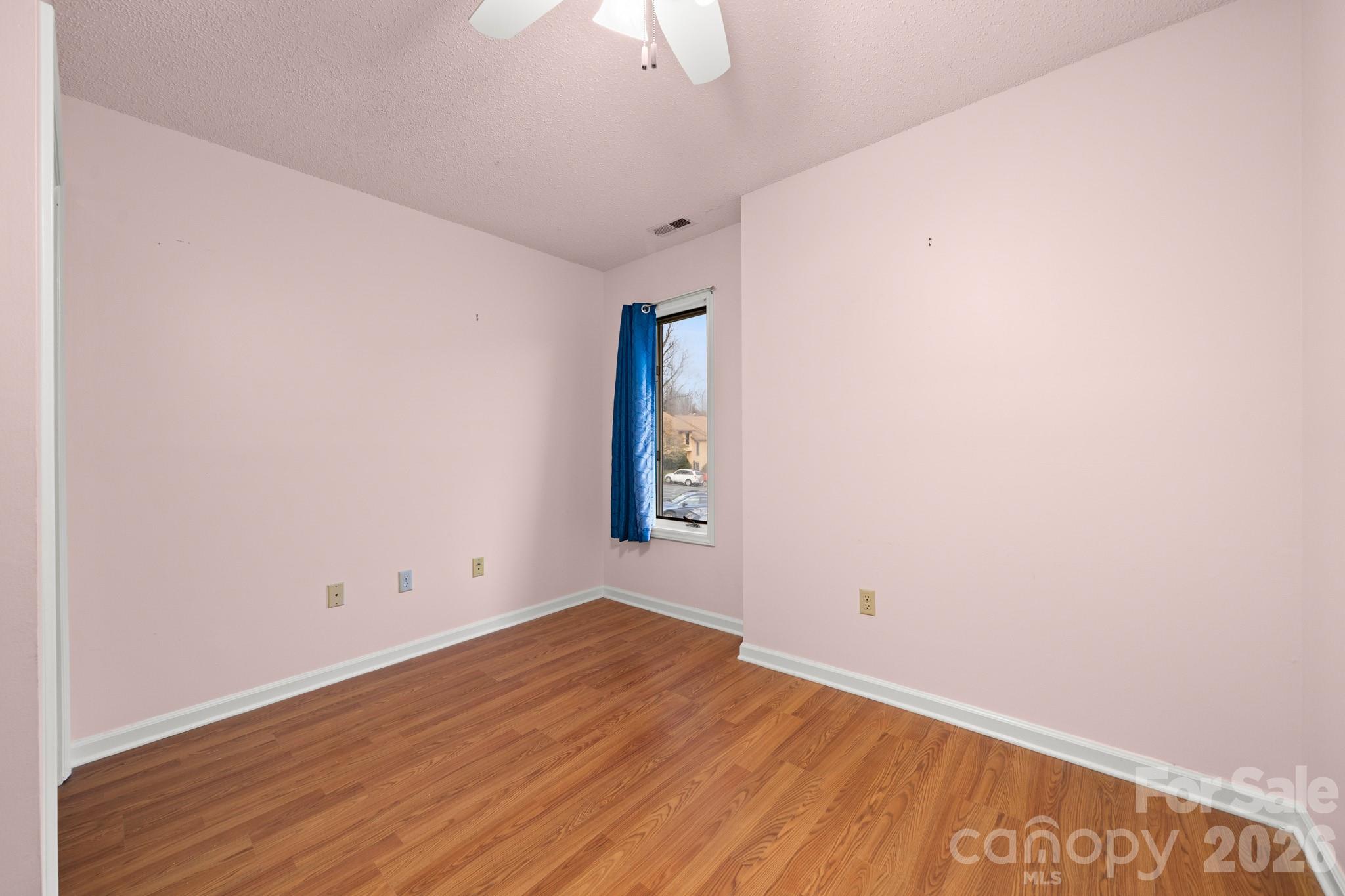 103 Pebble Creek Drive Property Photo 28