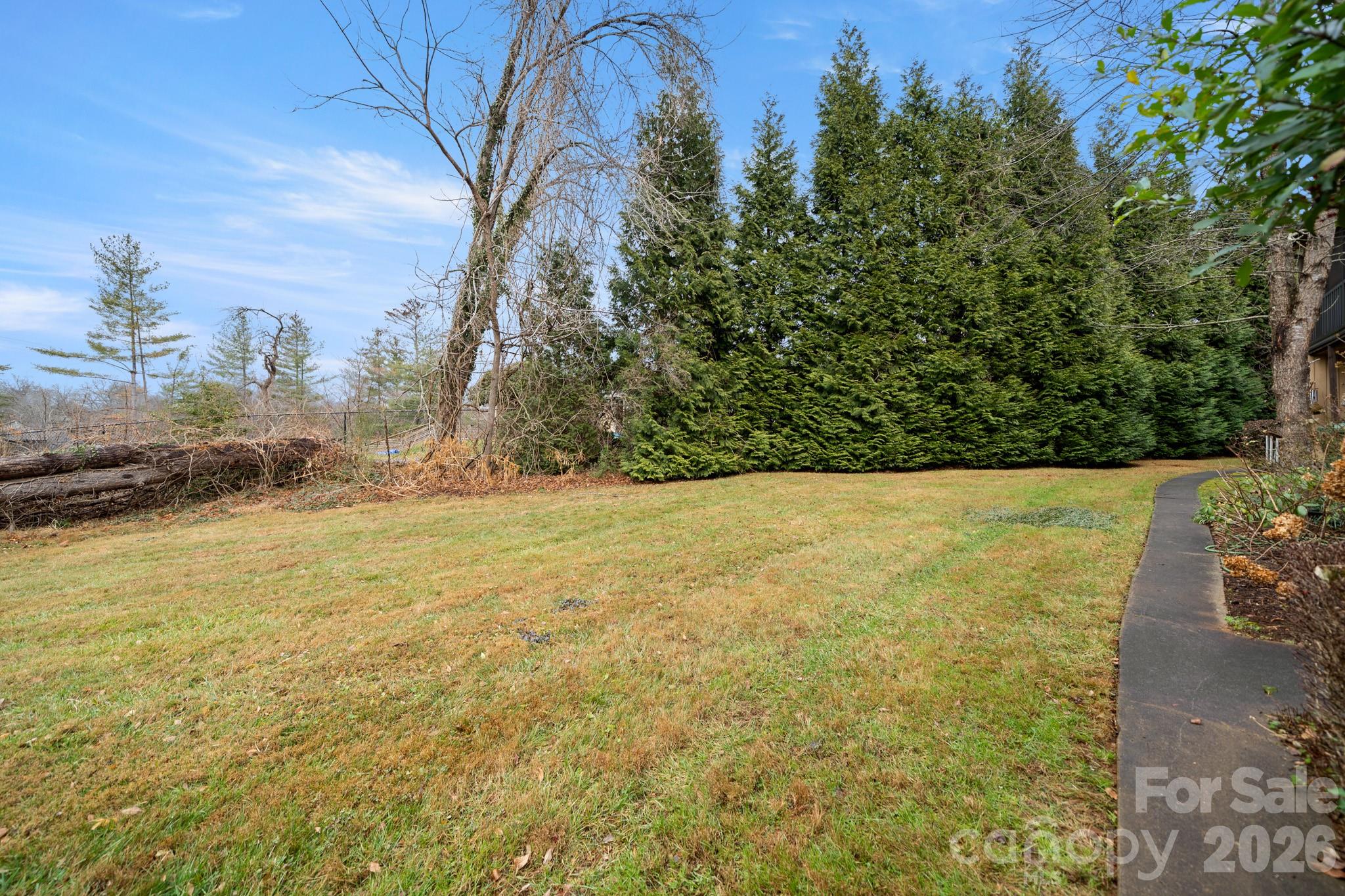 103 Pebble Creek Drive Property Photo 32