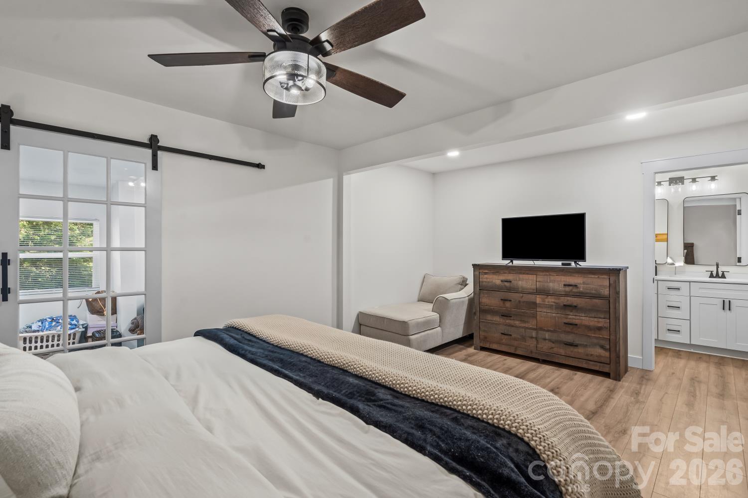 5740 Crouse Road Property Photo 10