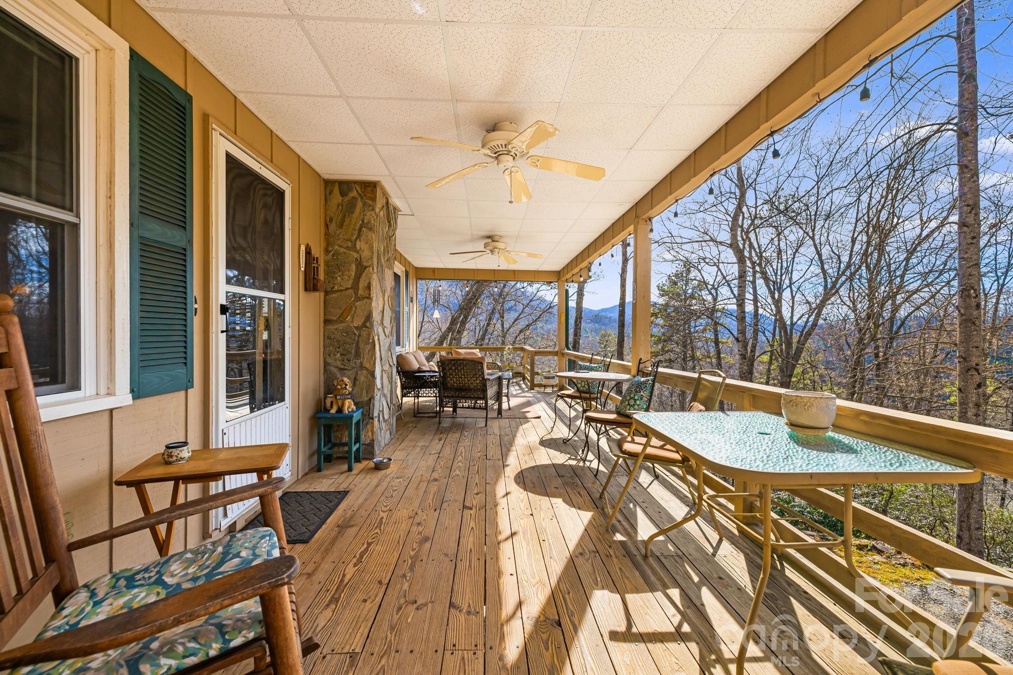65 Roy Lane Property Photo 4