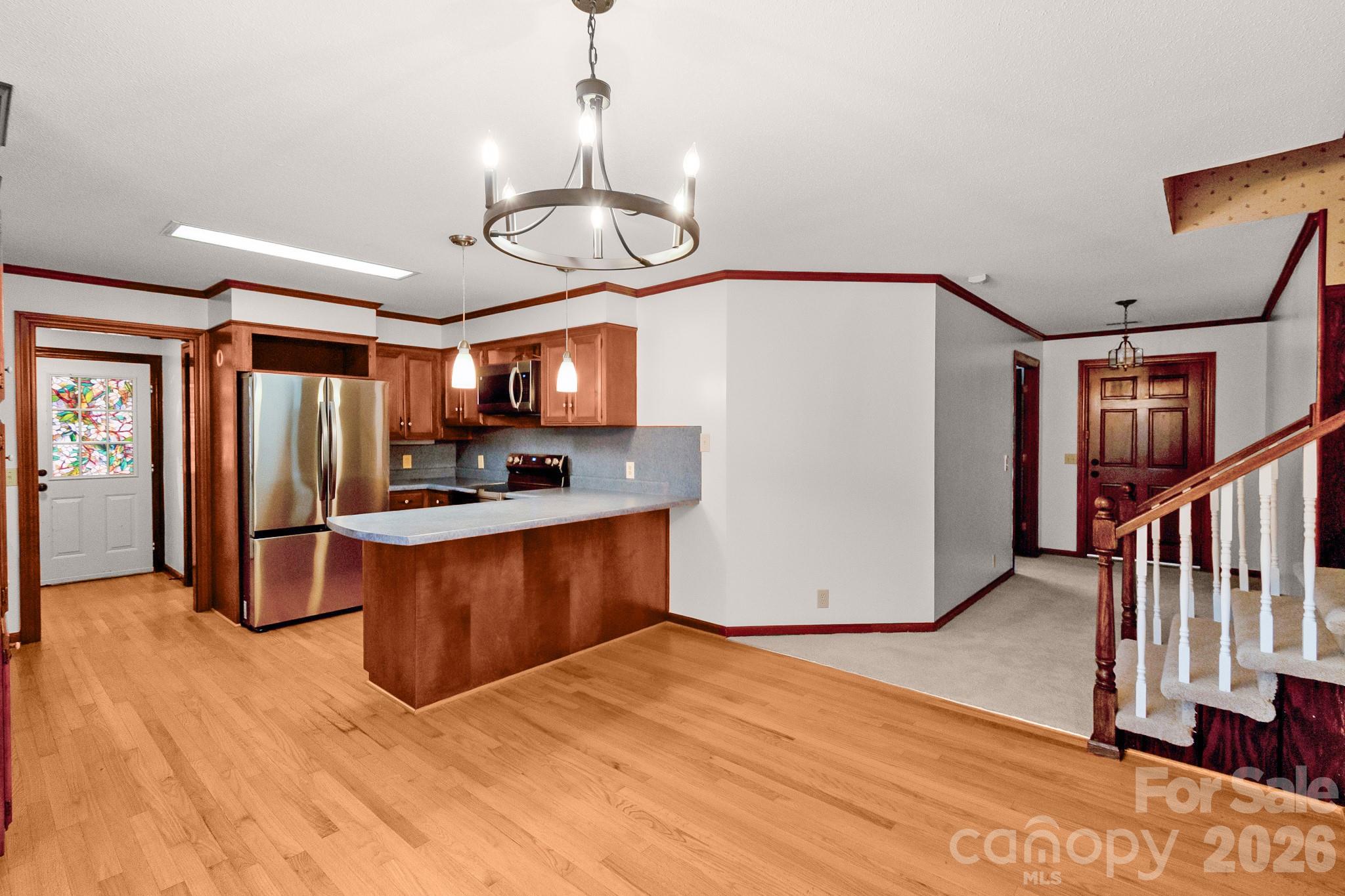 304 West Street Property Photo 14