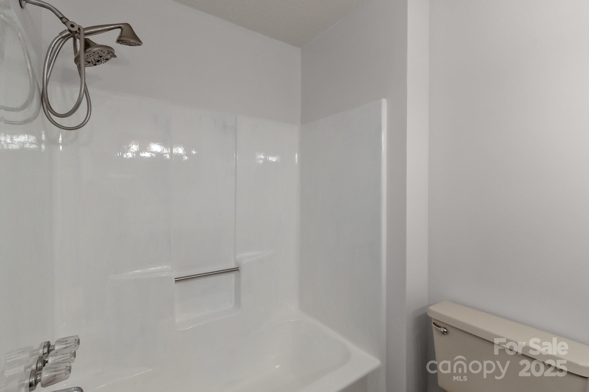 304 West Street Property Photo 39