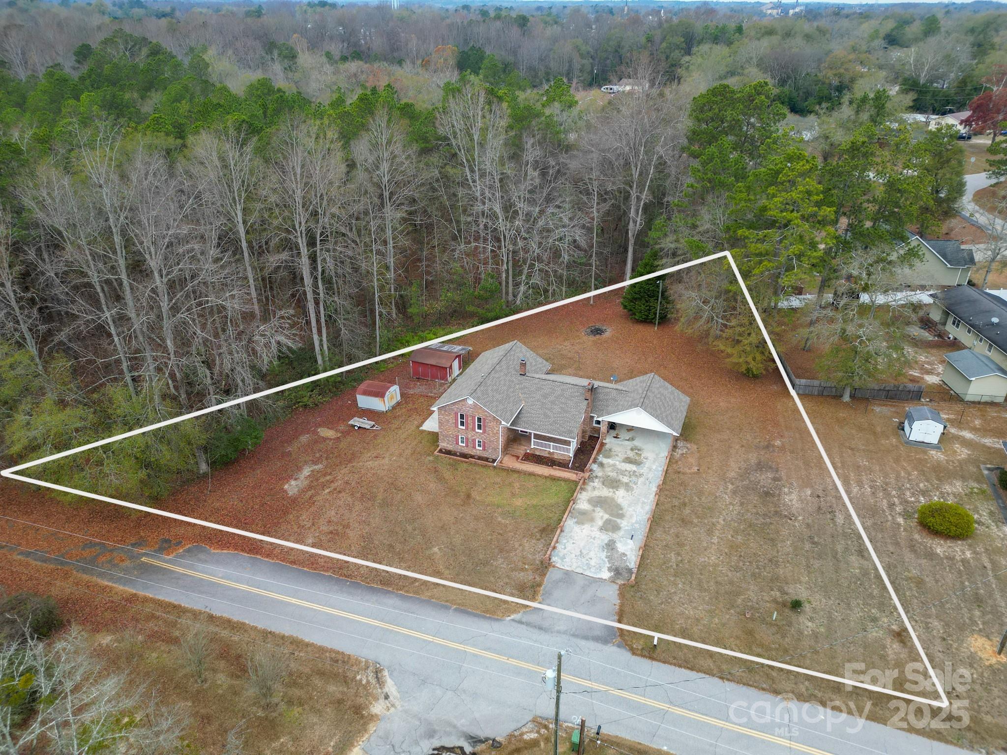 304 West Street Property Photo 47