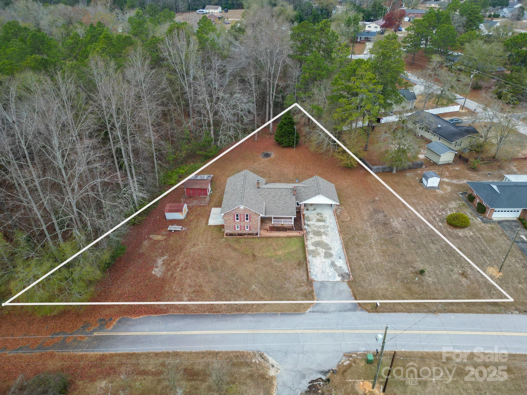 304 West Street Property Photo 48
