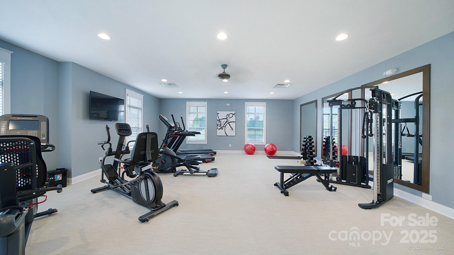 247 Alenda Lux Circle 74 Property Photo 14