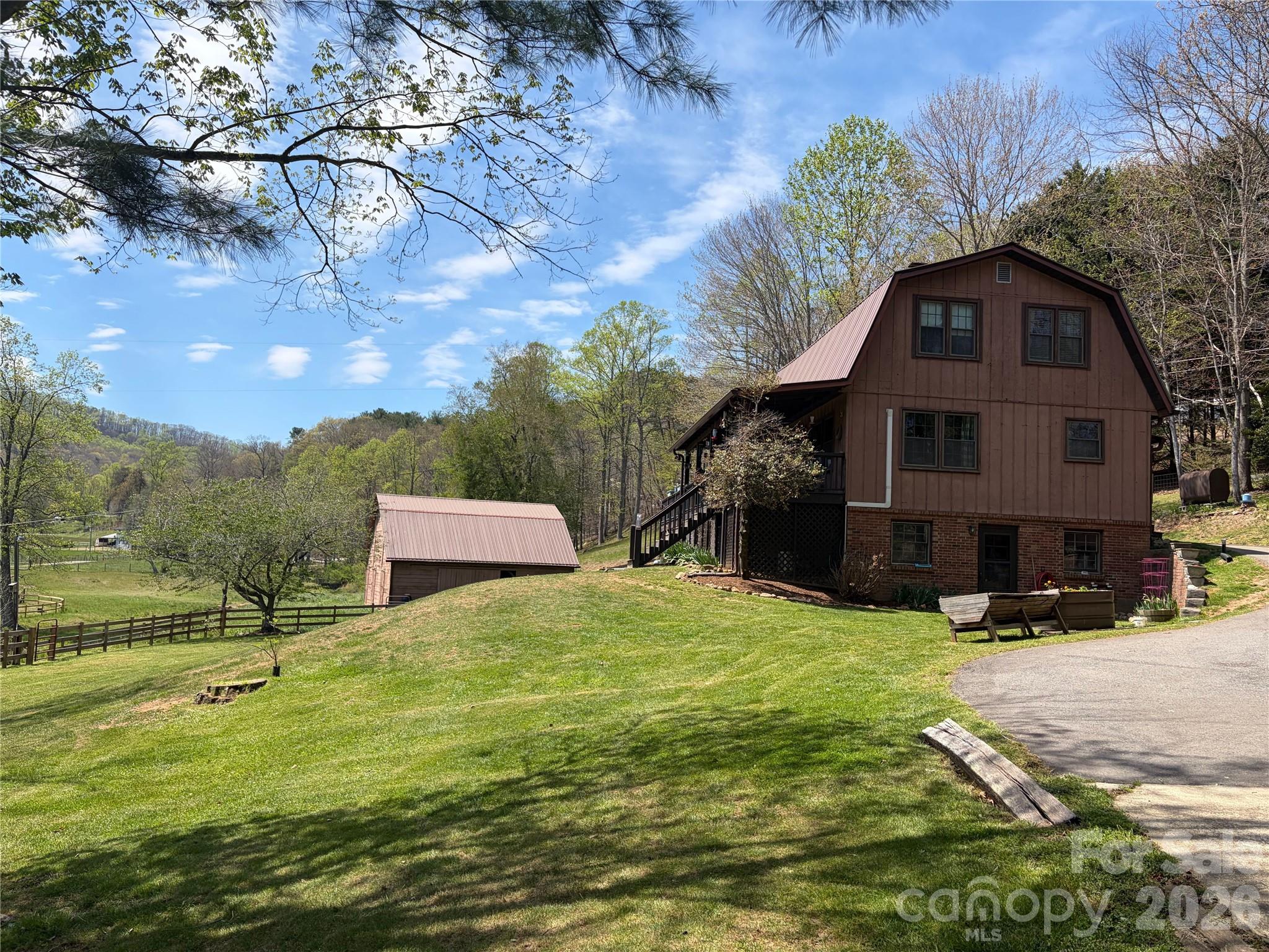366 Dix Creek #2 Road Property Photo 43