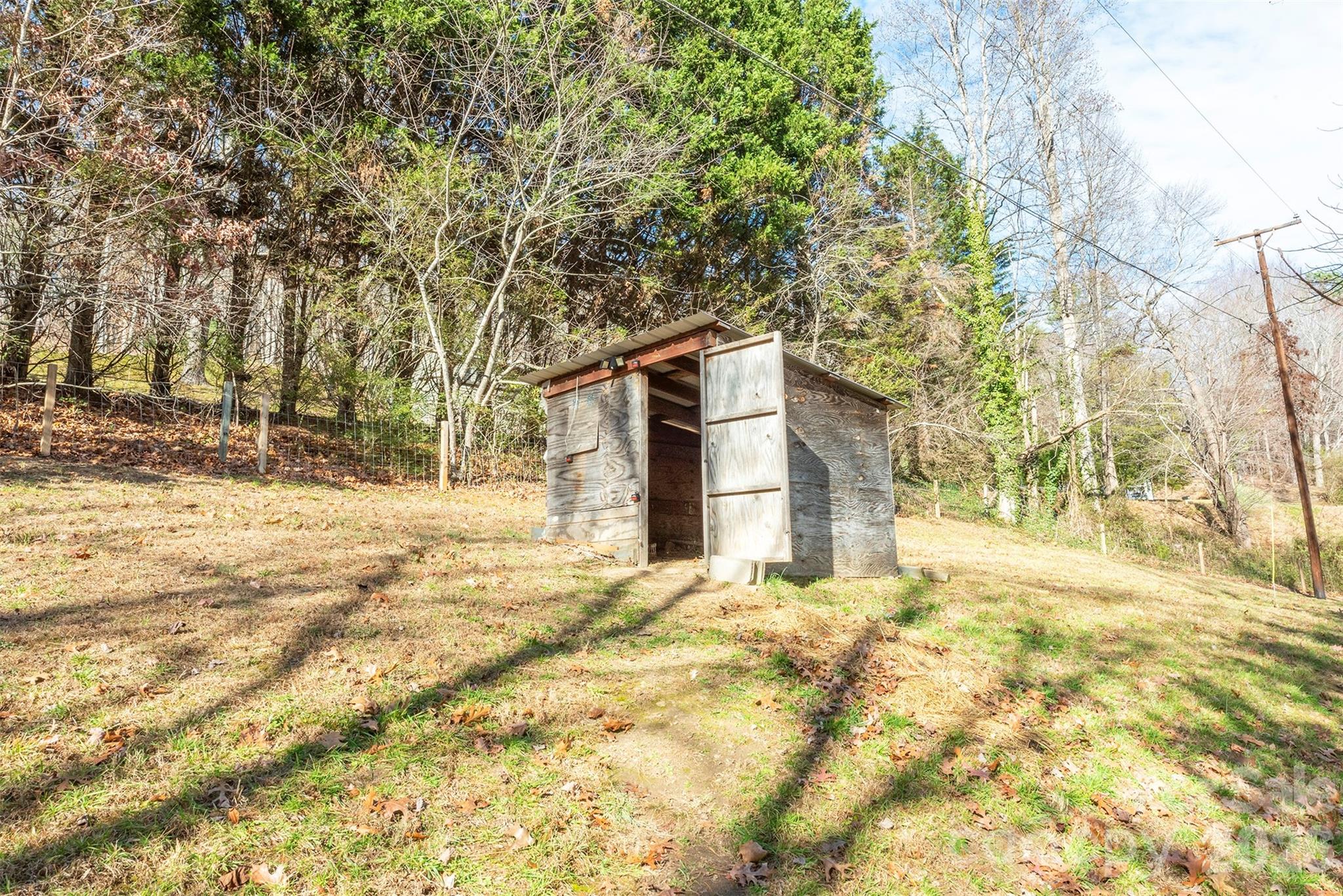 366 Dix Creek #2 Road Property Photo 45