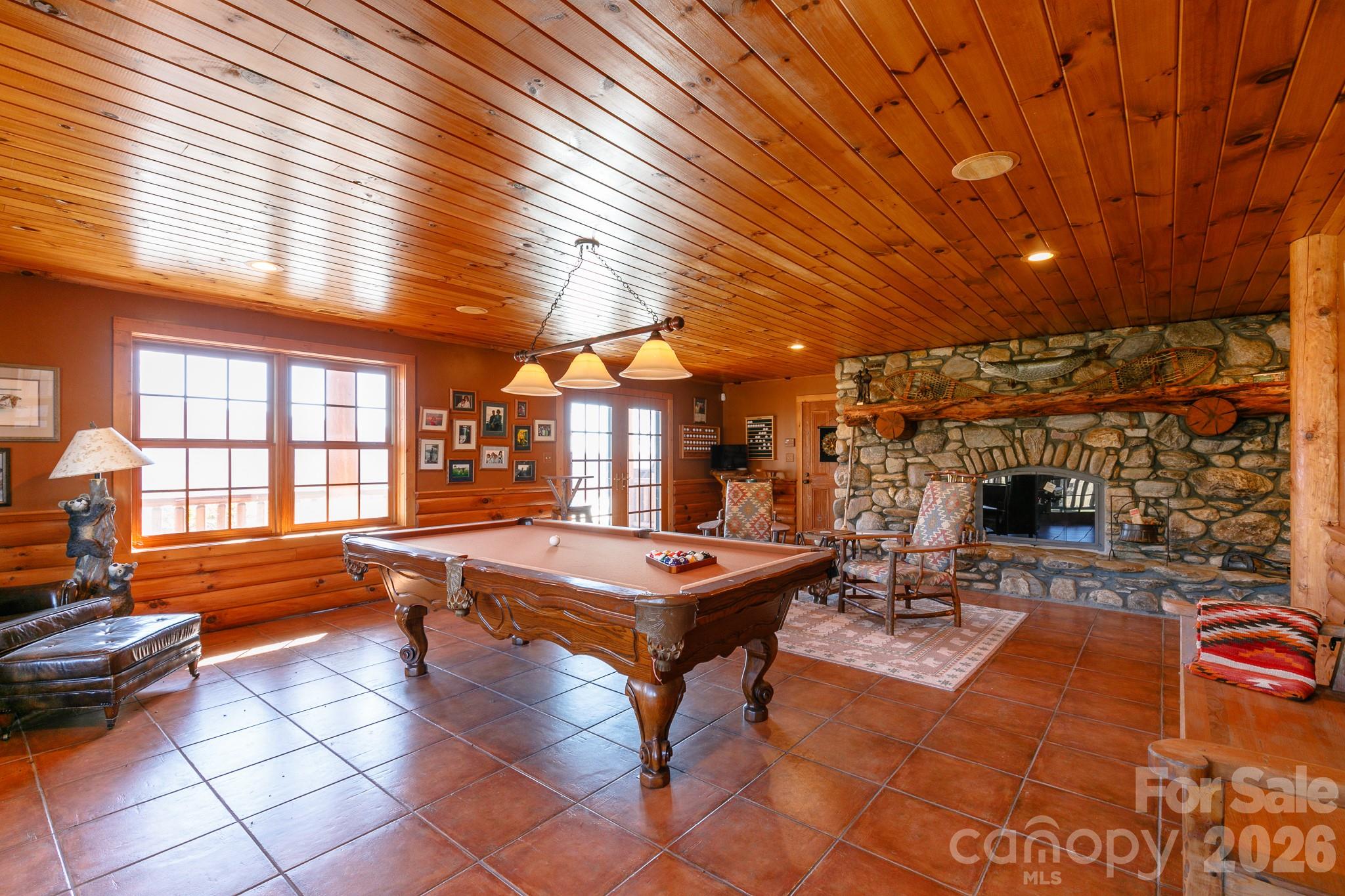 851 Austin Mountain Drive Property Photo 15