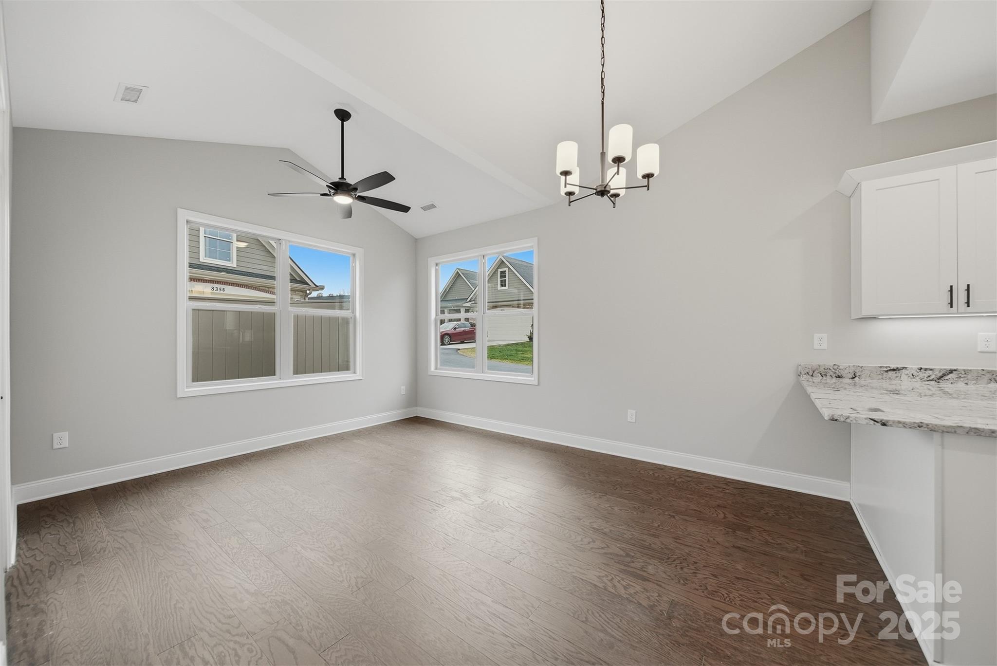 835a Wynnshire Drive Property Photo 6