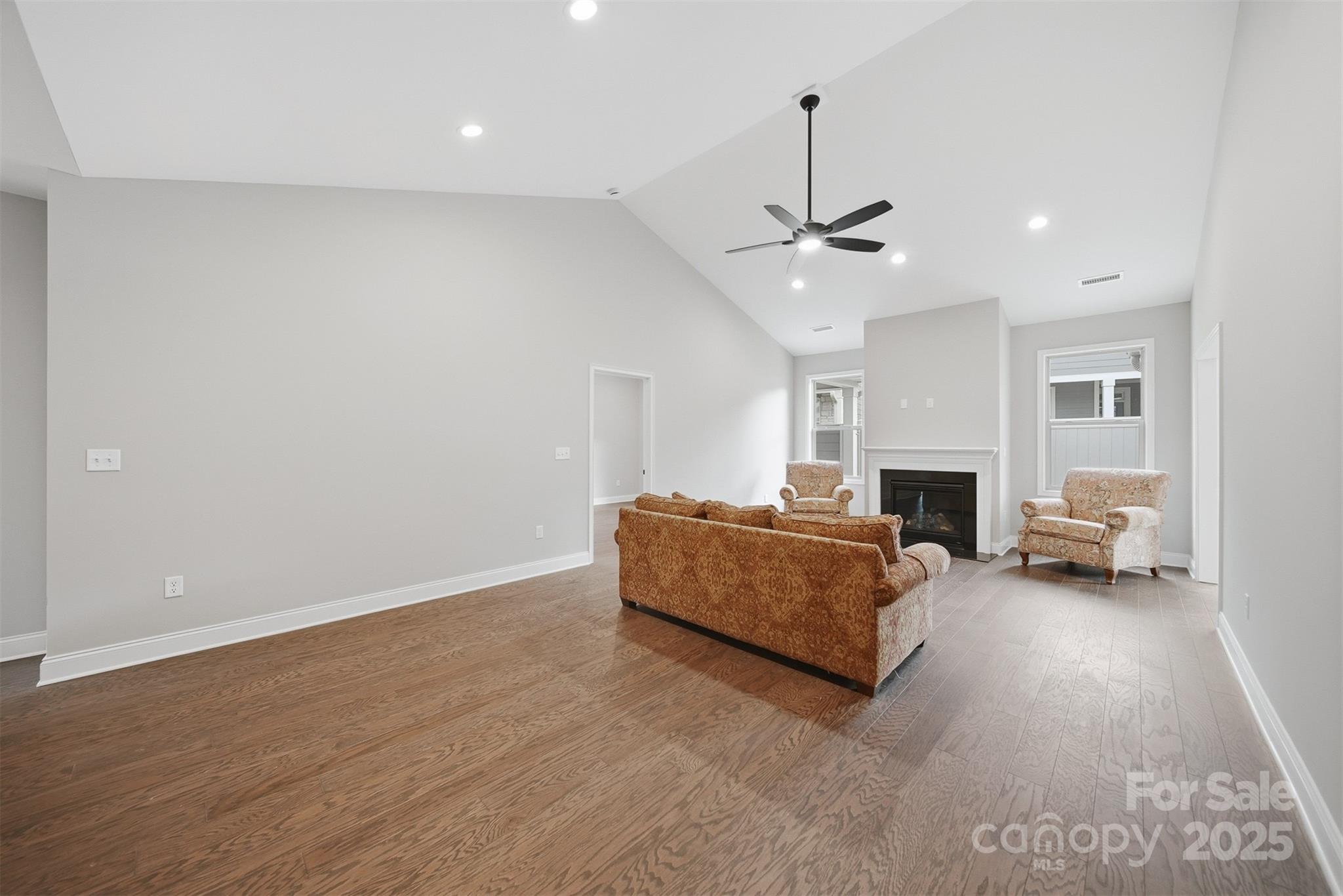 835a Wynnshire Drive Property Photo 21
