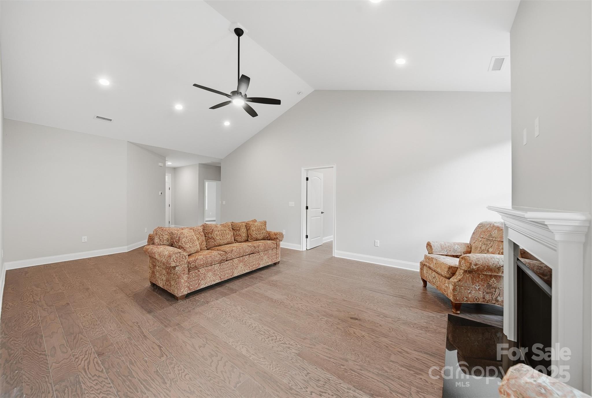 835a Wynnshire Drive Property Photo 22