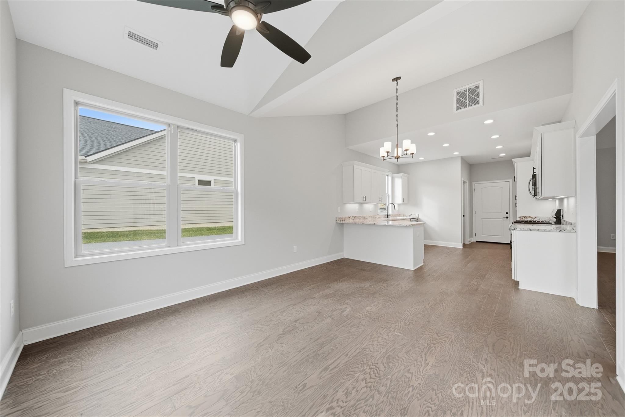 835a Wynnshire Drive Property Photo 25