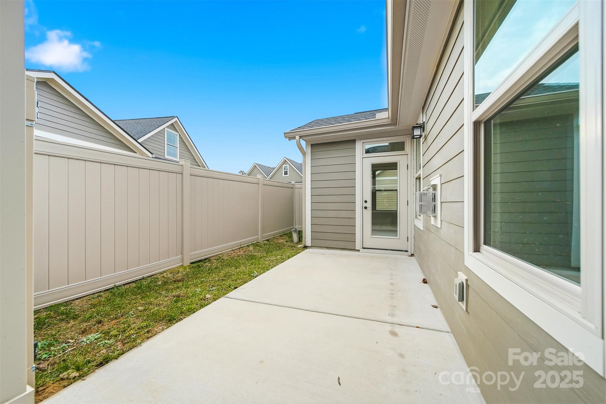835a Wynnshire Drive Property Photo 34