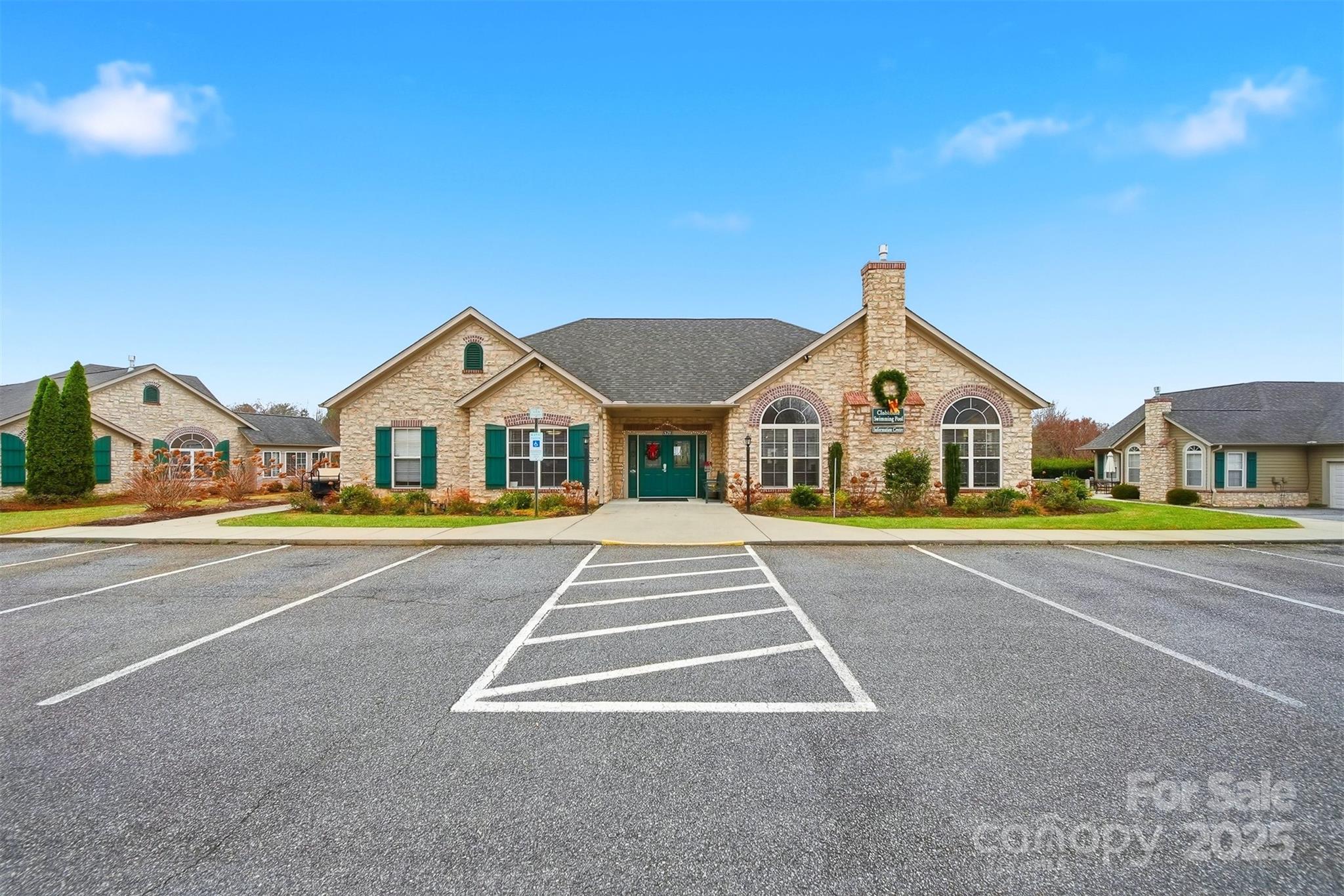 835a Wynnshire Drive Property Photo 38