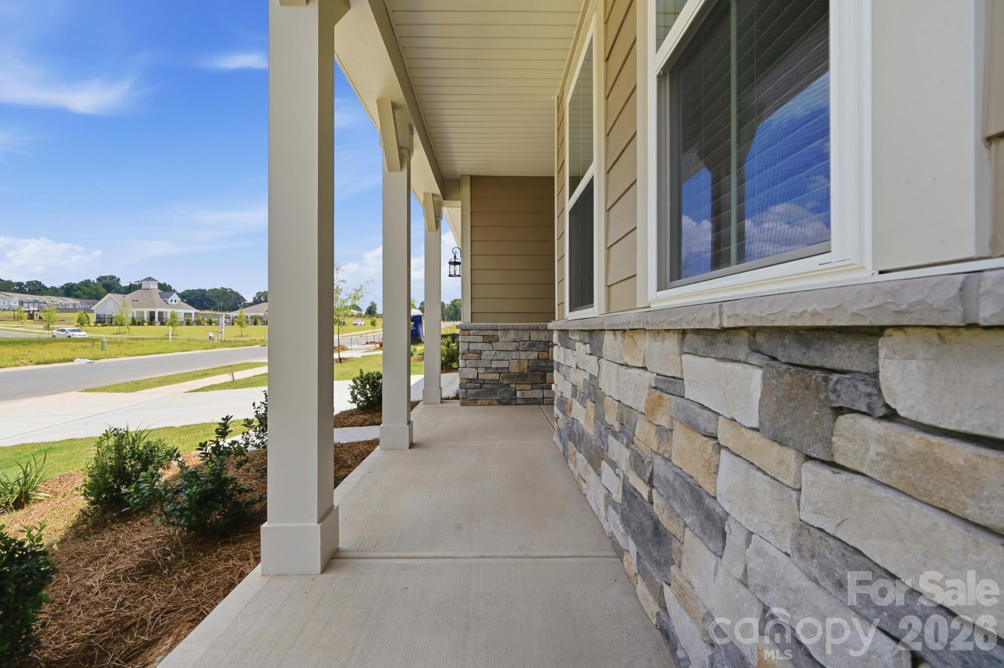 2713 Westmont Drive Property Photo 5