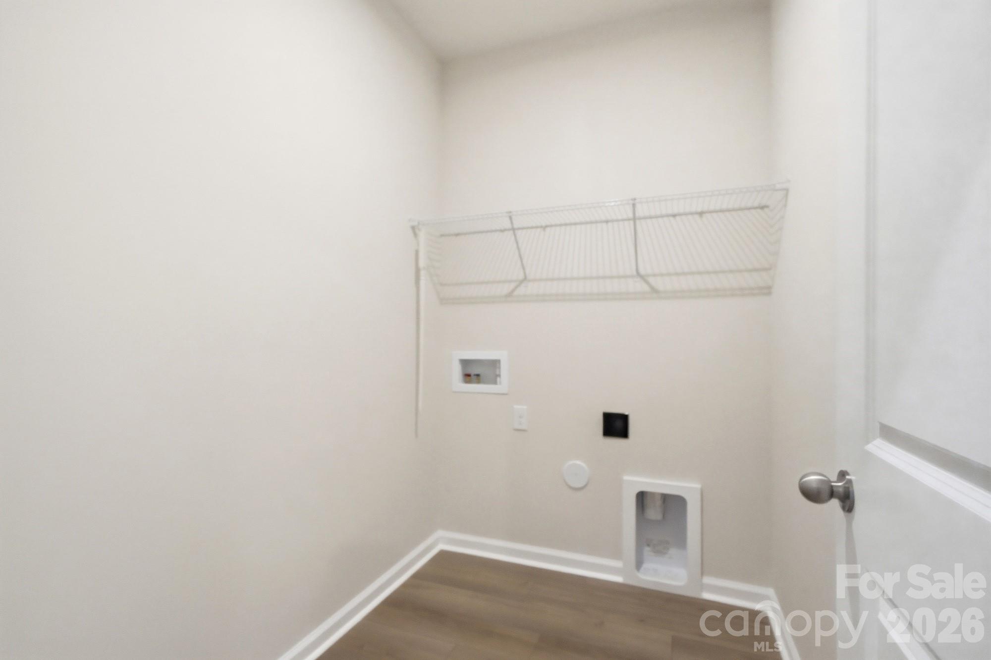 2713 Westmont Drive Property Photo 13