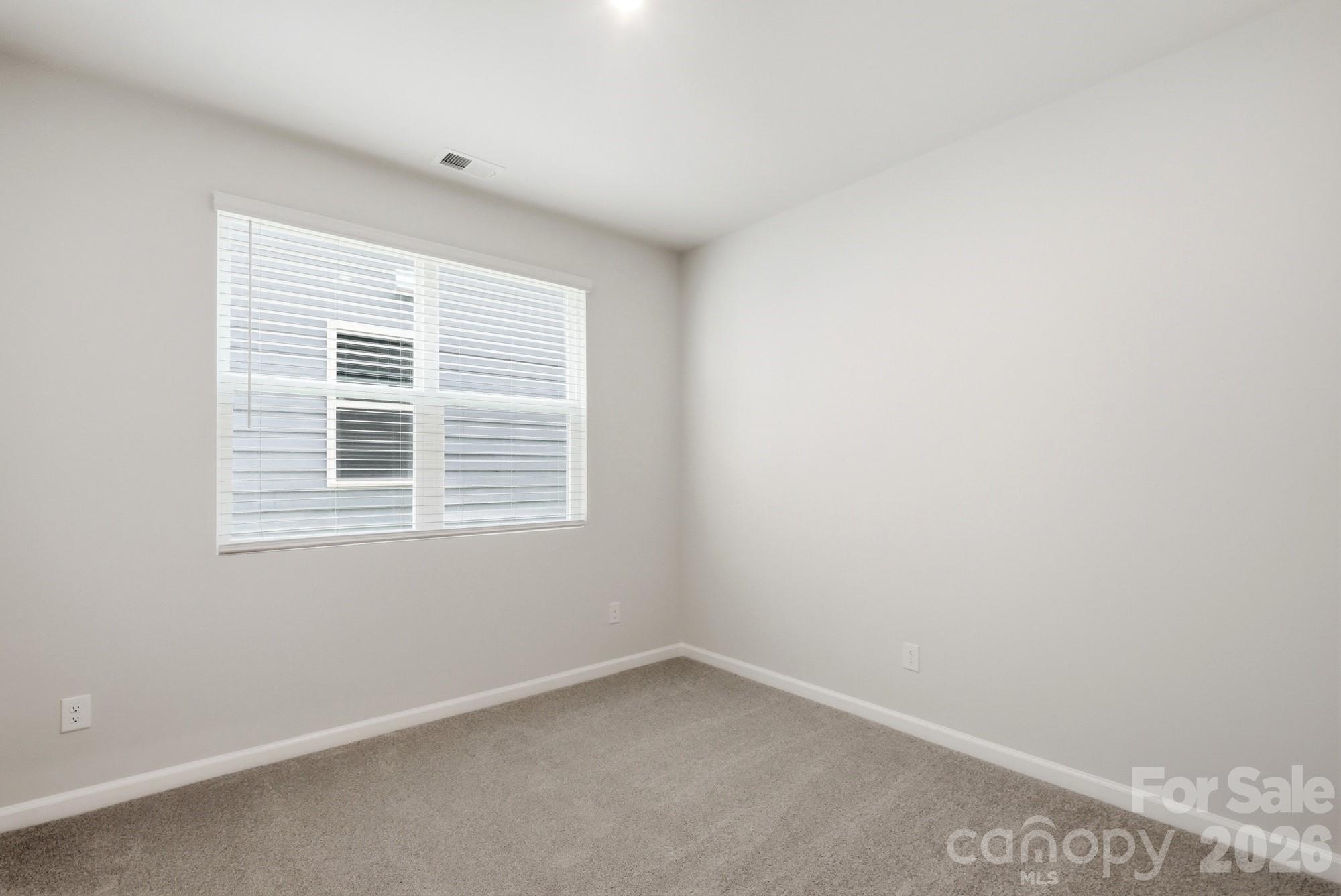 2713 Westmont Drive Property Photo 14