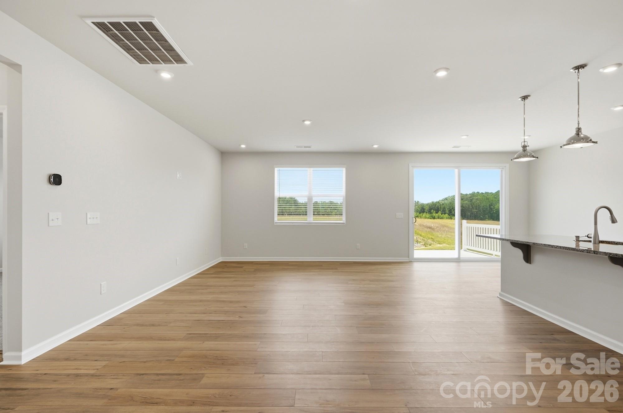 2713 Westmont Drive Property Photo 16