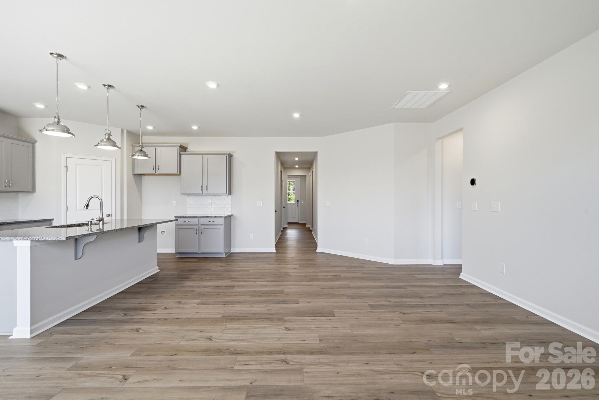 2713 Westmont Drive Property Photo 19